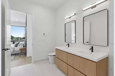 2072 N Western Avenue #PH-401, Chicago, IL 60647 - Photo 18
