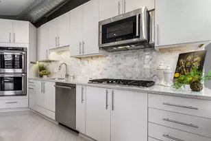 1001 W Madison St, Chicago, IL 60607 - Photo 6