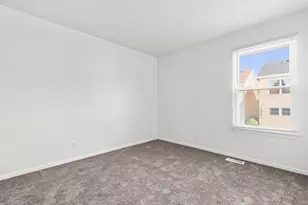 1748 Linden Park Ln, Aurora, IL 60504 - Photo 16