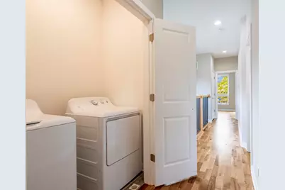 306 N Parkside Avenue, Chicago, IL 60644 - Photo 18