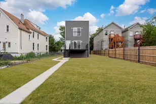 306 N Parkside Ave, Chicago, IL 60644 - Photo 26