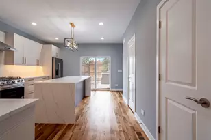 306 N Parkside Ave, Chicago, IL 60644 - Photo 8