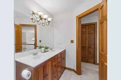 2203 Crystal Way, Crystal Lake, IL 60012 - Photo 32