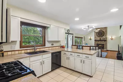 816 Bonnie Brae Lane, Bolingbrook, IL 60440 - Photo 20