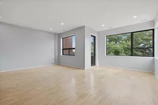 1649 W Cortland St, Chicago, IL 60622 - Photo 6