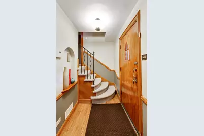 220 Northwood Road, Riverside, IL 60546 - Photo 4
