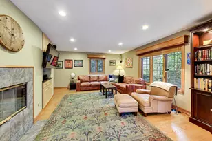 220 Northwood Rd, Riverside, IL 60546 - Photo 22