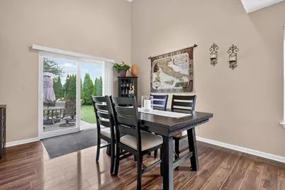 1723 Leeds Court #1, Mundelein, IL 60060 - Photo 6