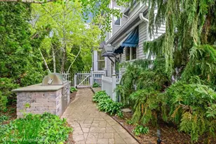 135 W Lake St, Barrington, IL 60010 - Photo 44