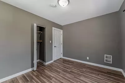 228 Richards Street, Joliet, IL 60433 - Photo 16