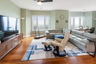 1 Renaissance Pl, Palatine, IL 60067 - Photo 26