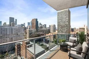 110 W Superior St, Chicago, IL 60654 - Photo 16