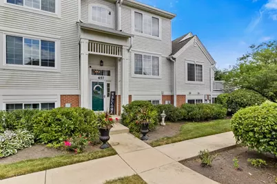 657 S Parkside Drive, Round Lake, IL 60073 - Photo 2