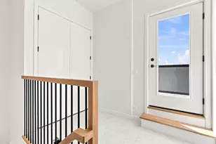 2072 N Western Ave, Chicago, IL 60647 - Photo 22