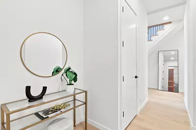 2072 N Western Avenue #PH-403, Chicago, IL 60647 - Photo 2