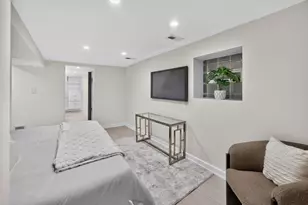 4832 N Tripp Ave, Chicago, IL 60630 - Photo 22