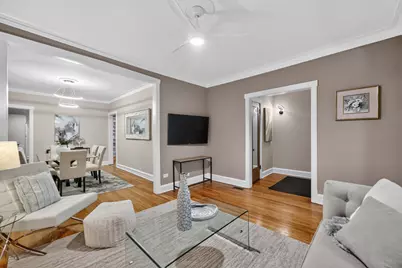 4832 N Tripp Avenue, Chicago, IL 60630 - Photo 6