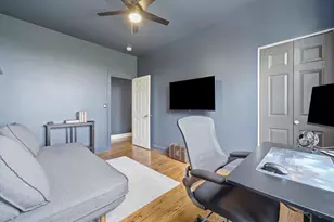 6500 S Minerva Ave, Chicago, IL 60637 - Photo 16
