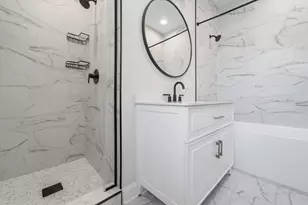 6500 S Minerva Ave, Chicago, IL 60637 - Photo 22