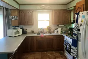 406 Mill St, Buda, IL 61314 - Photo 10