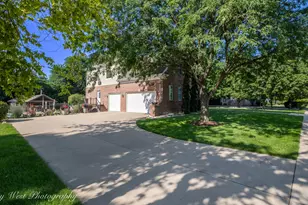 14 Baker Park Ave, Peru, IL 61354 - Photo 68