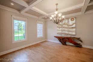 14 Baker Park Ave, Peru, IL 61354 - Photo 6