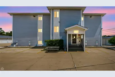 3130 W Monroe Street #107, Waukegan, IL 60085 - Photo 2