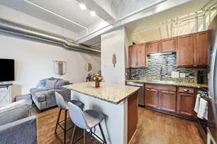 2323 W Pershing Rd, Chicago, IL 60609 - Photo 10
