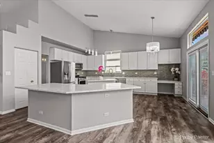 2317 Barrett Dr, Algonquin, IL 60102 - Photo 30