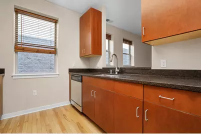 1112 W Washburne Avenue #301, Chicago, IL 60608 - Photo 8
