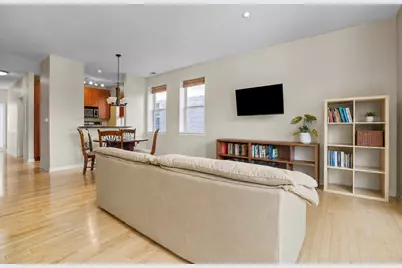 1112 W Washburne Avenue #301, Chicago, IL 60608 - Photo 4