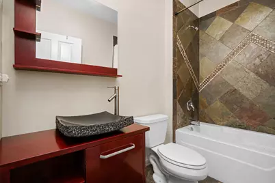 1112 W Washburne Avenue #301, Chicago, IL 60608 - Photo 10