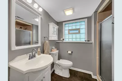 2921 Brentwood Court, Woodridge, IL 60517 - Photo 16