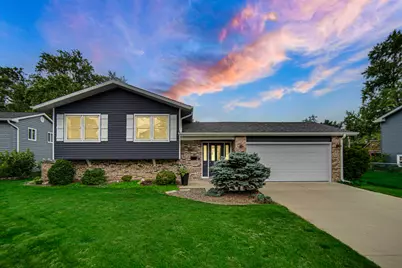 2921 Brentwood Court, Woodridge, IL 60517 - Photo 2