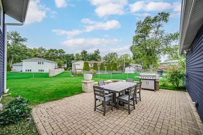 2921 Brentwood Court, Woodridge, IL 60517 - Photo 20