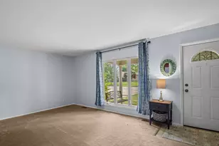 1217 Nippert Dr, Streamwood, IL 60107 - Photo 6