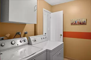 1217 Nippert Dr, Streamwood, IL 60107 - Photo 12