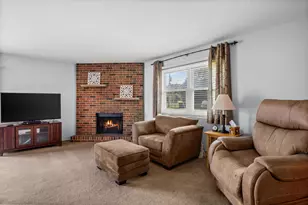 1217 Nippert Dr, Streamwood, IL 60107 - Photo 14