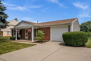 1217 Nippert Dr, Streamwood, IL 60107 - Photo 1