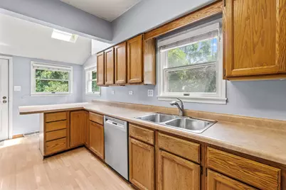 1000 Division Street, Lisle, IL 60532 - Photo 6