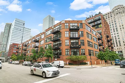 333 W Hubbard Street #604, Chicago, IL 60654 - Photo 1