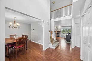 2260 E Tiffany Dr, Crete, IL 60417 - Photo 4