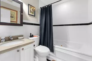 4731 N Malden St, Chicago, IL 60640 - Photo 14