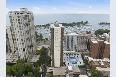 525 W Hawthorne Place #1002, Chicago, IL 60657 - Photo 30