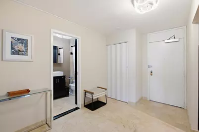 525 W Hawthorne Place #1002, Chicago, IL 60657 - Photo 10
