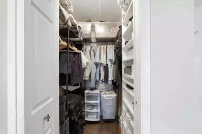 525 W Hawthorne Place #1002, Chicago, IL 60657 - Photo 16