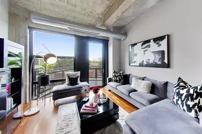 1000 W 15th Street #324, Chicago, IL 60608 - Photo 2