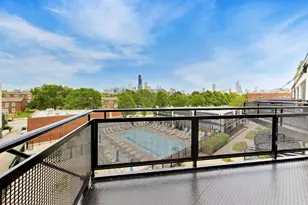 1000 W 15th St, Chicago, IL 60608 - Photo 22