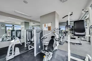 1000 W 15th St, Chicago, IL 60608 - Photo 32