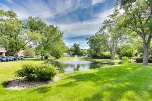 1198 Royal Glen Dr, Glen Ellyn, IL 60137 - Photo 22